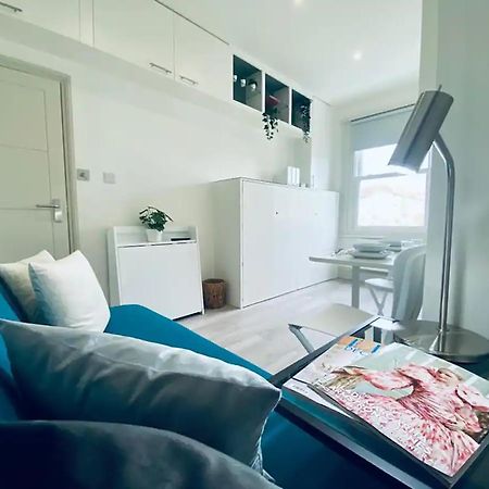 Apt 08 Beachside Beauty Central Studio Steps From Cafes Brighton Luaran gambar