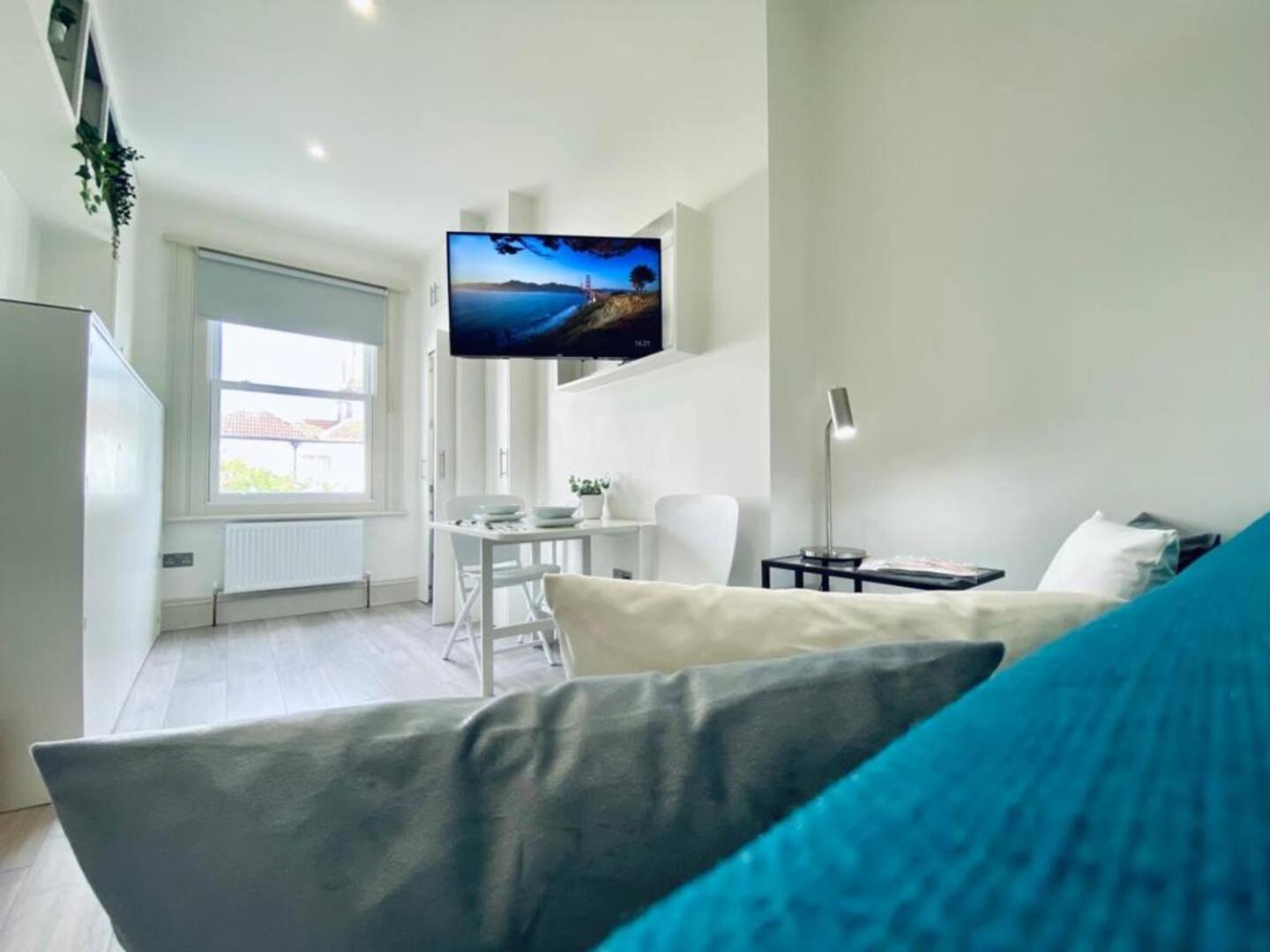 Apt 08 Beachside Beauty Central Studio Steps From Cafes Brighton Luaran gambar