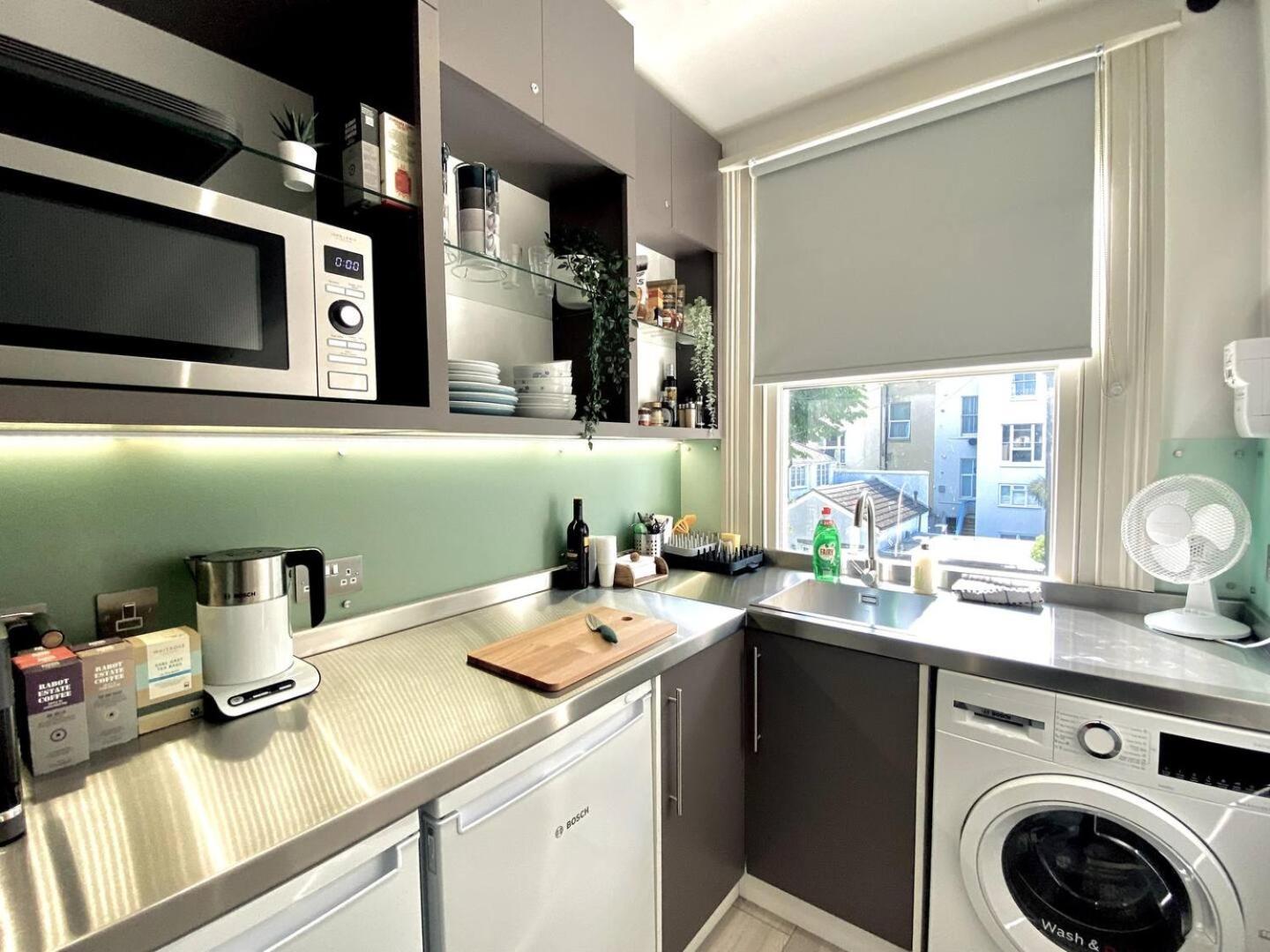 Apt 08 Beachside Beauty Central Studio Steps From Cafes Brighton Luaran gambar